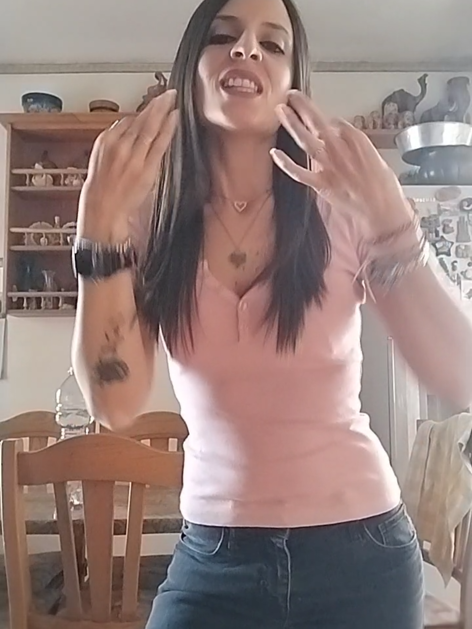@Valeria