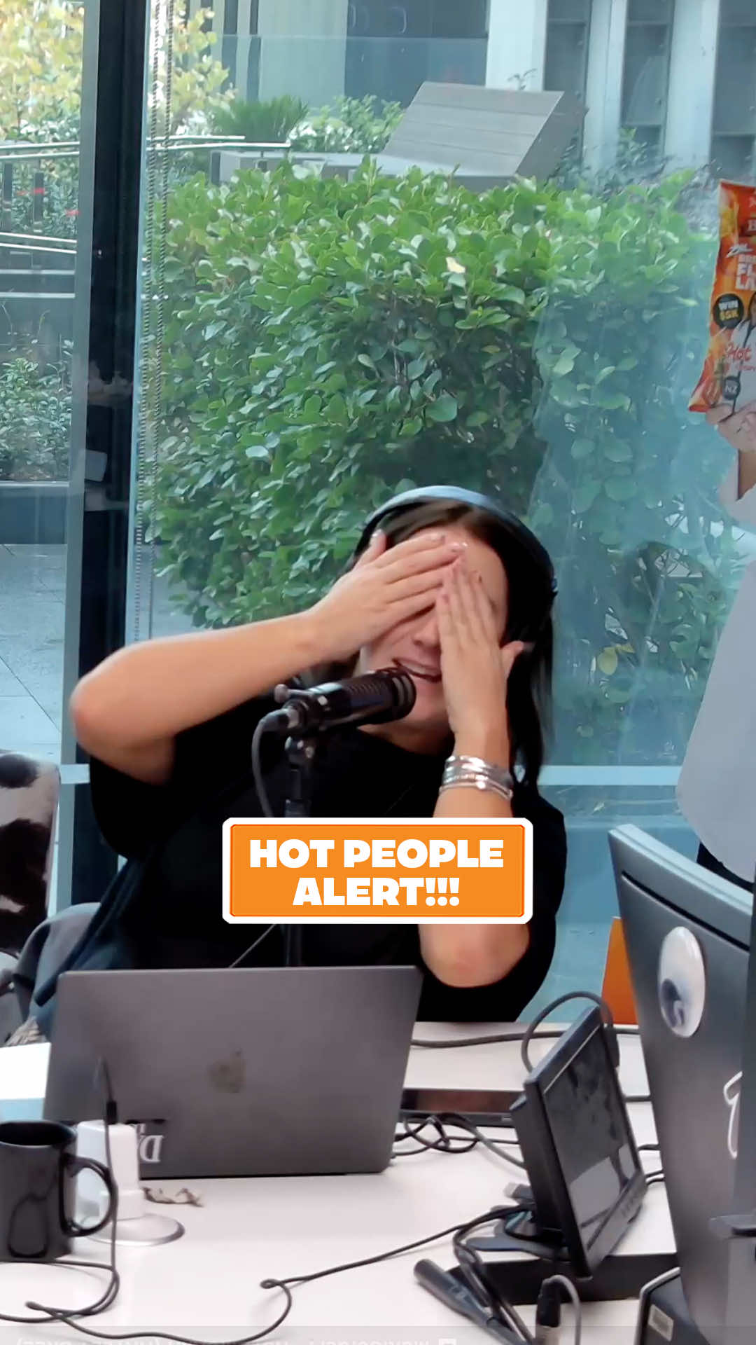 @FVHZM