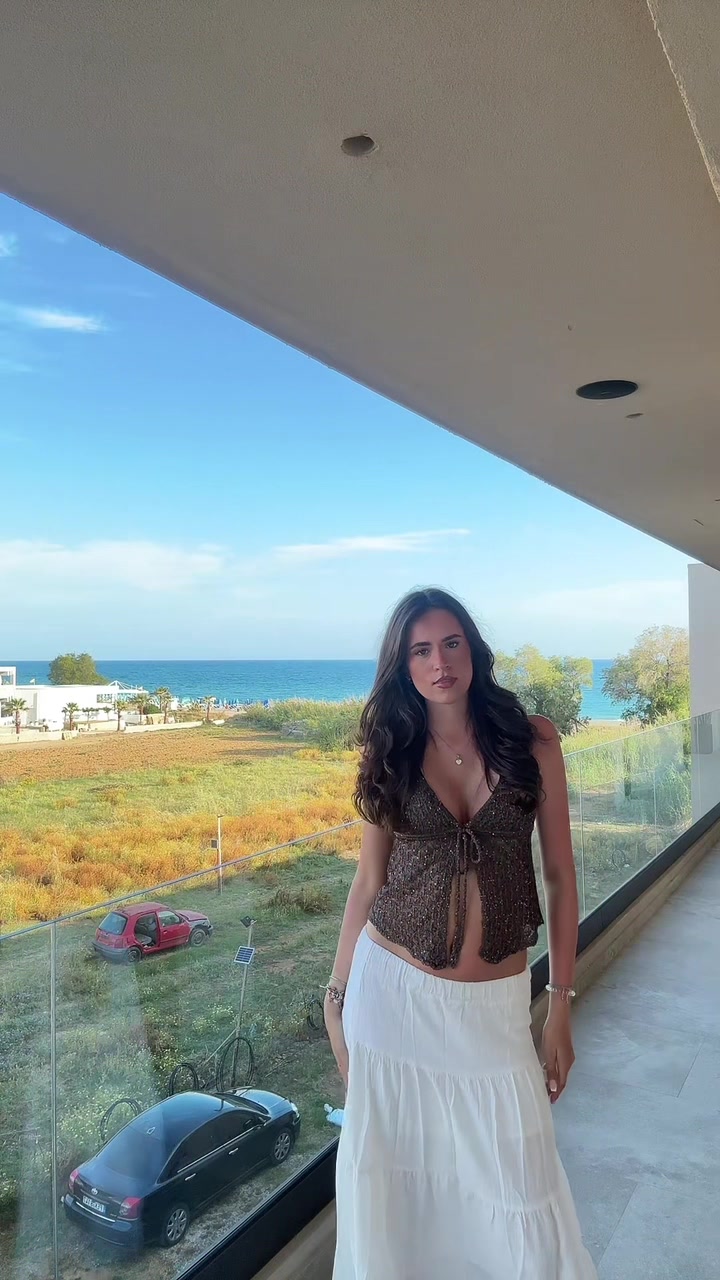 @CÉLINE