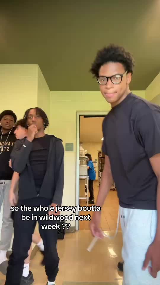 @pradabouls