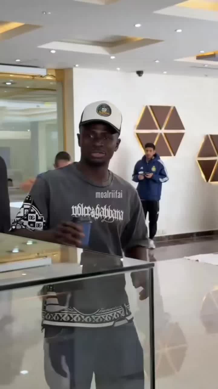 @Sadio Mané