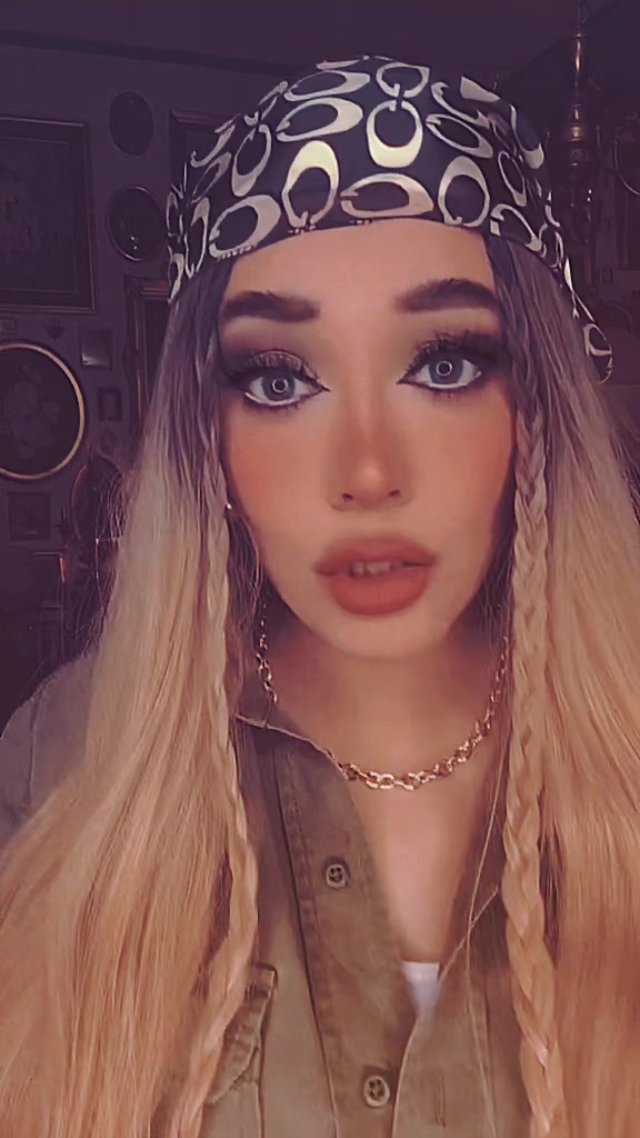 @Alejandra😎✌️