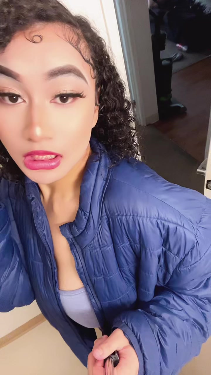 @trizamofo