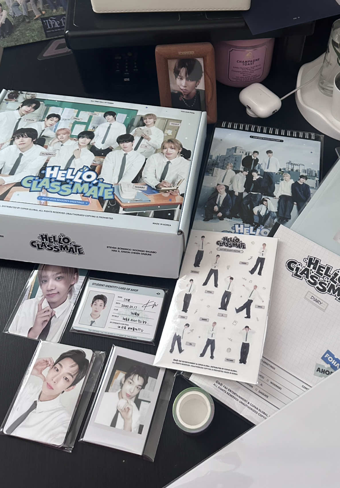 @J E M ✨