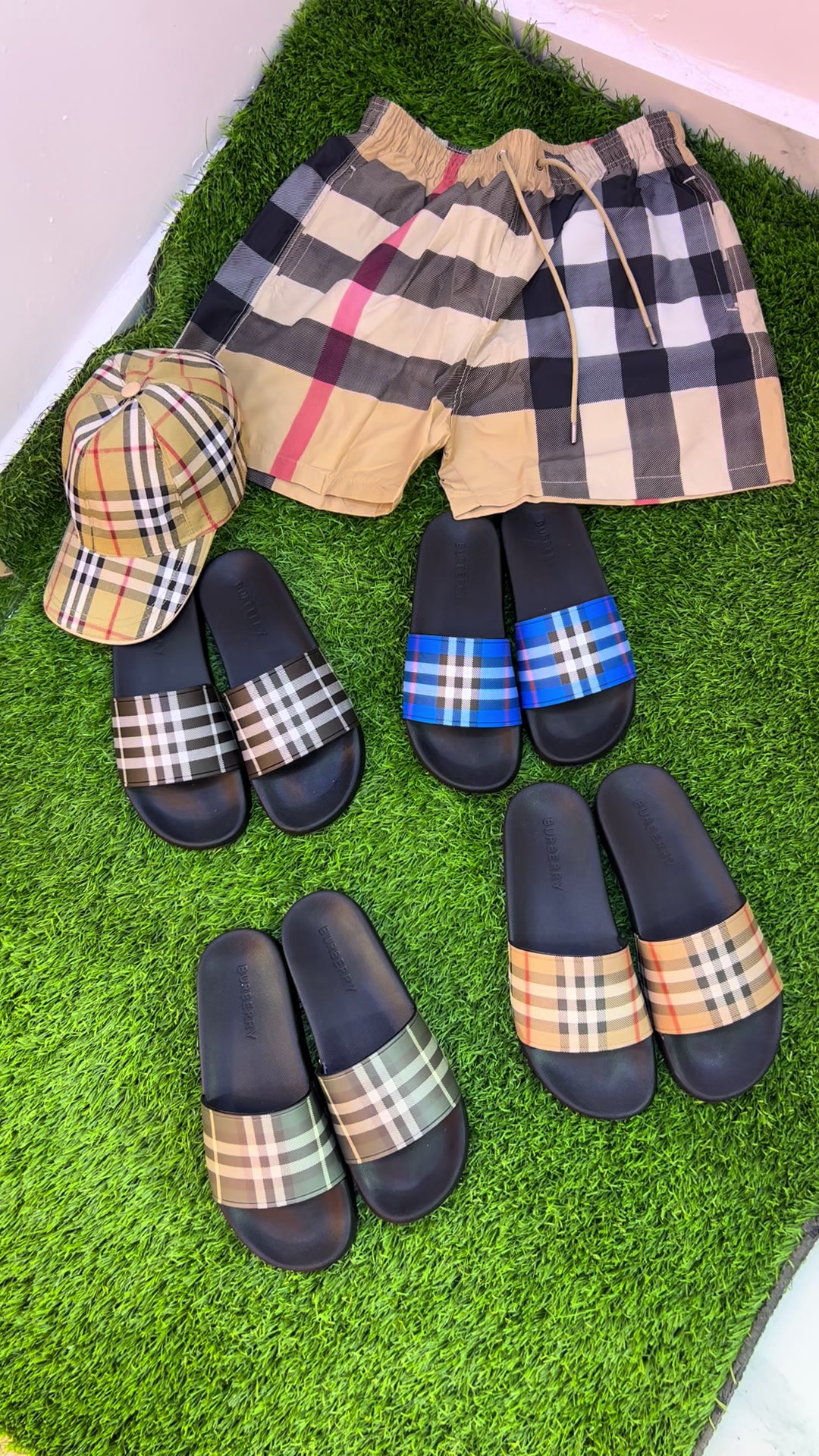 @Boutique Moh Lacoste