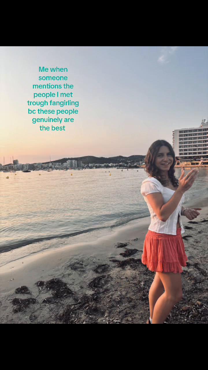 @EMMA ISABELLE🧜♀️🌟🪸🪽