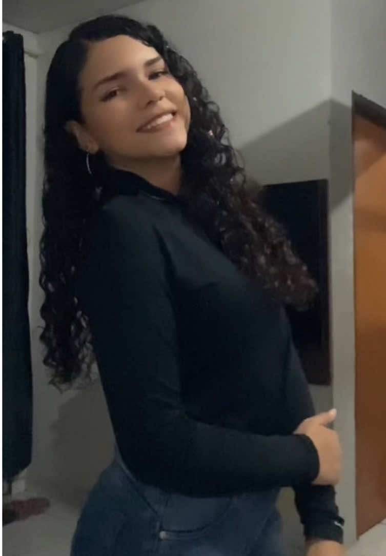 @Layssa Karollyna