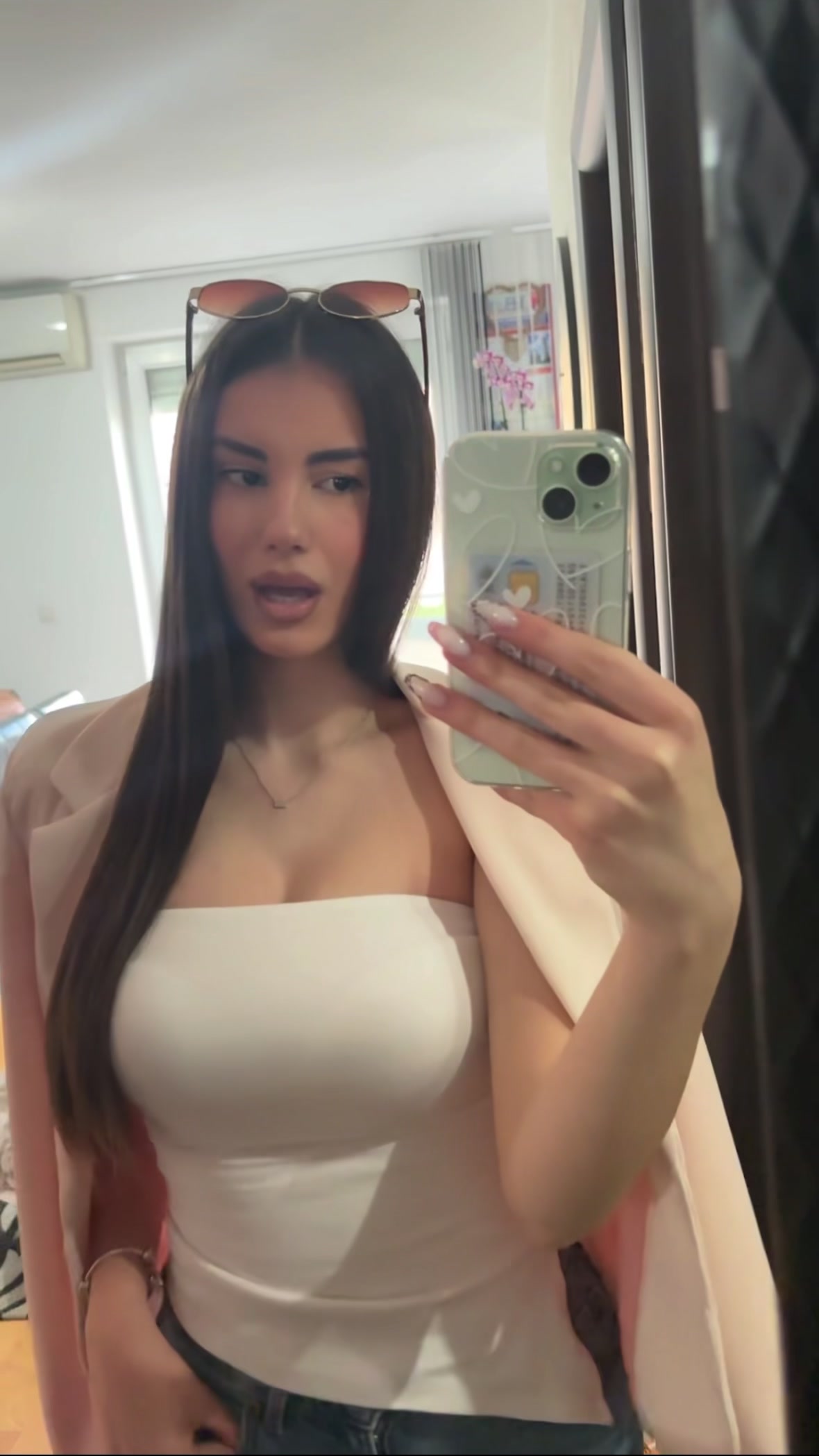 @Andjela