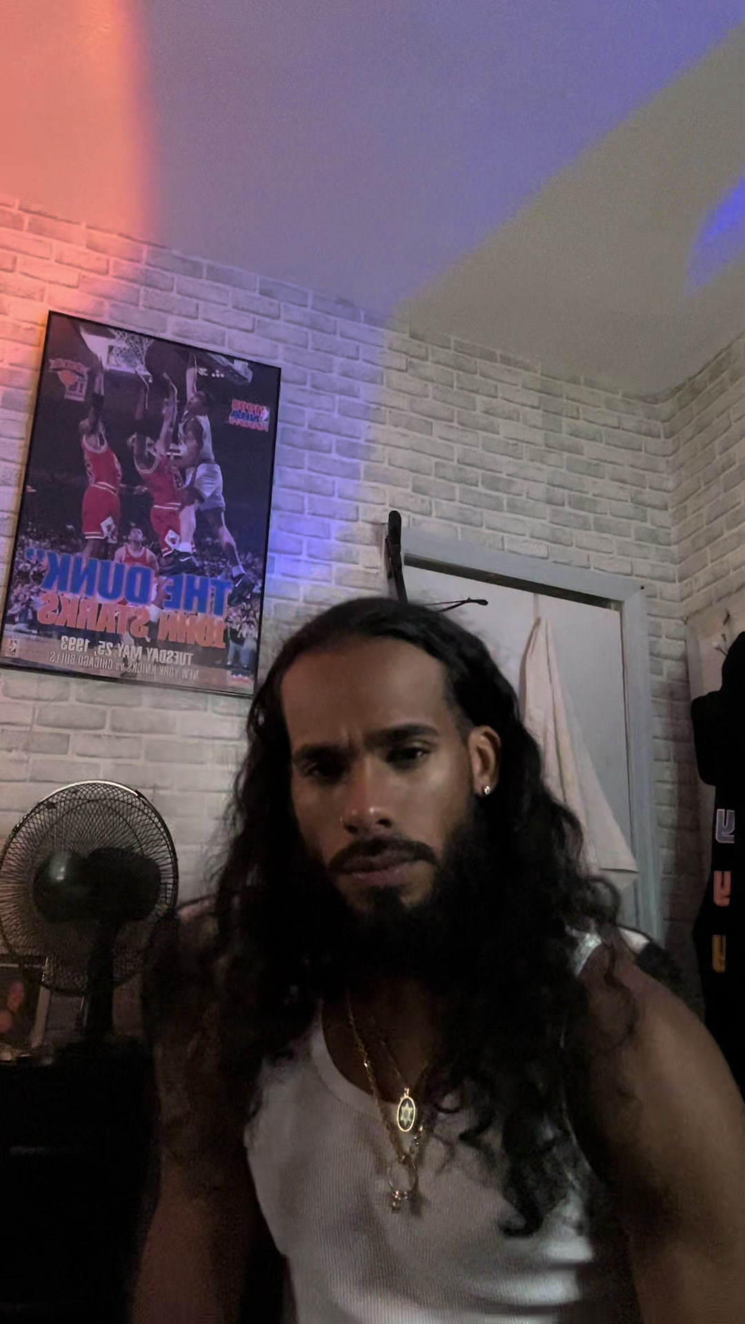 @JohnnyWavee