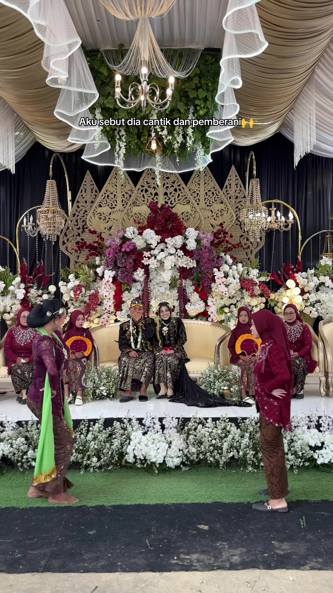 @Mbak Sari || Cucuk Lampah