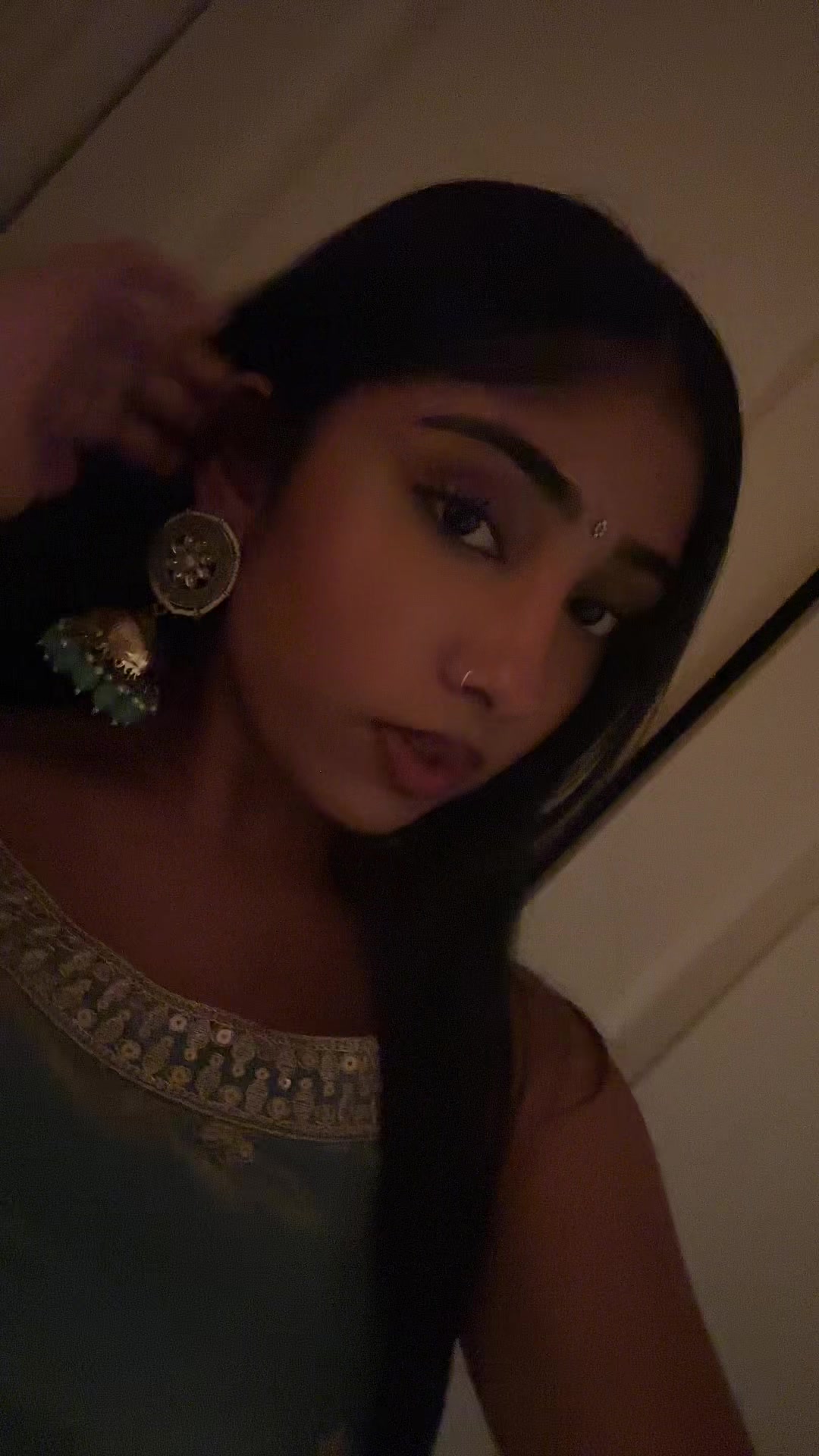 @neshna.m