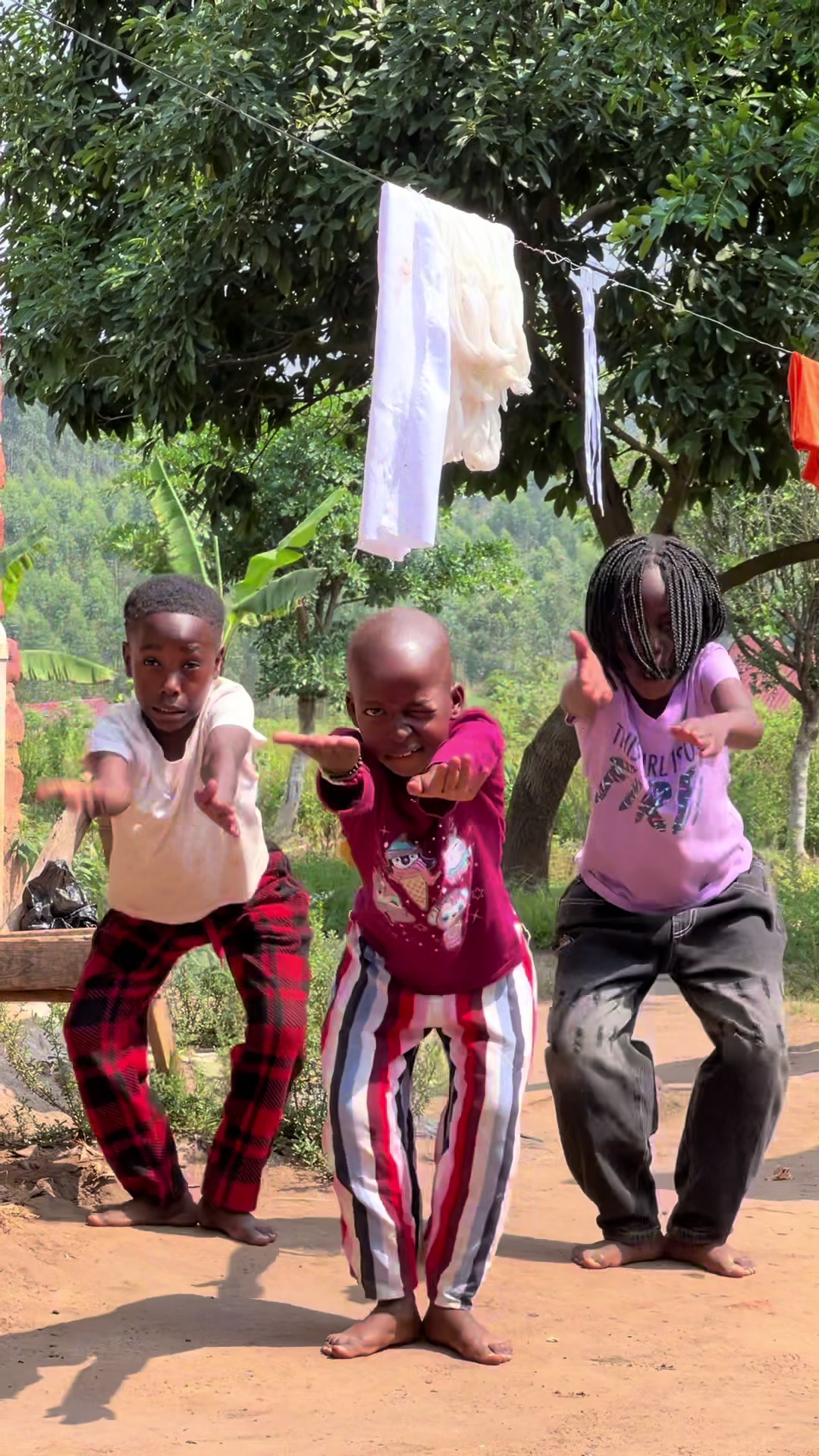 @DREAM HUDSON GIRLS 🇺🇬