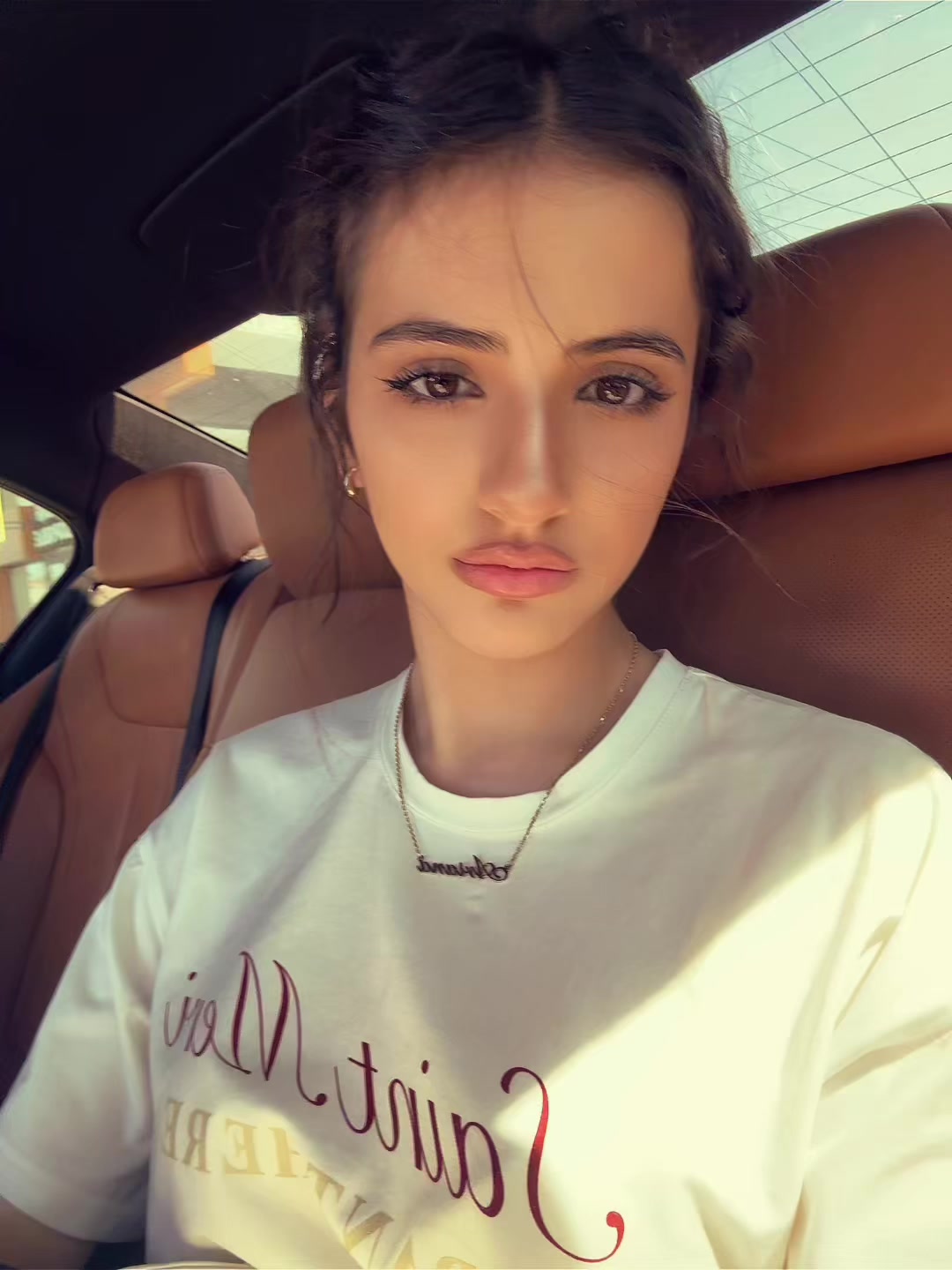 @arianaprazyan