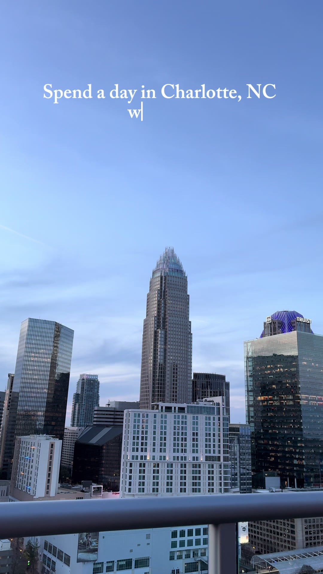 @lifeinthecitay&ensp;|&ensp;Charlotte,NC