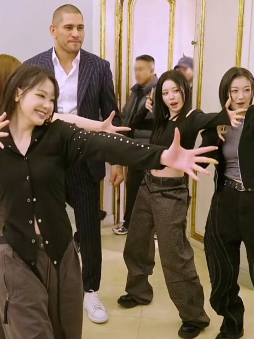 @tripleS supporter
