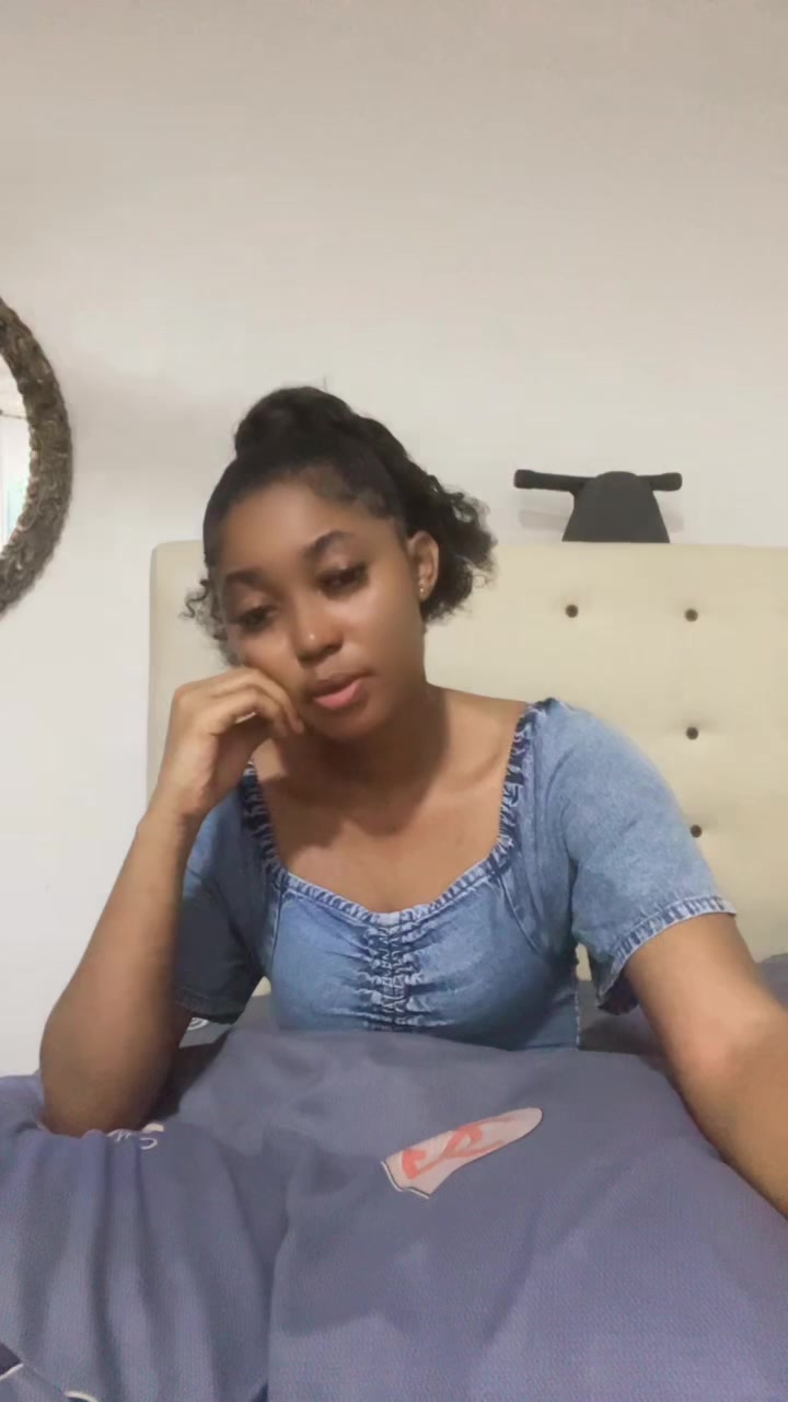 @Lolly_Brown