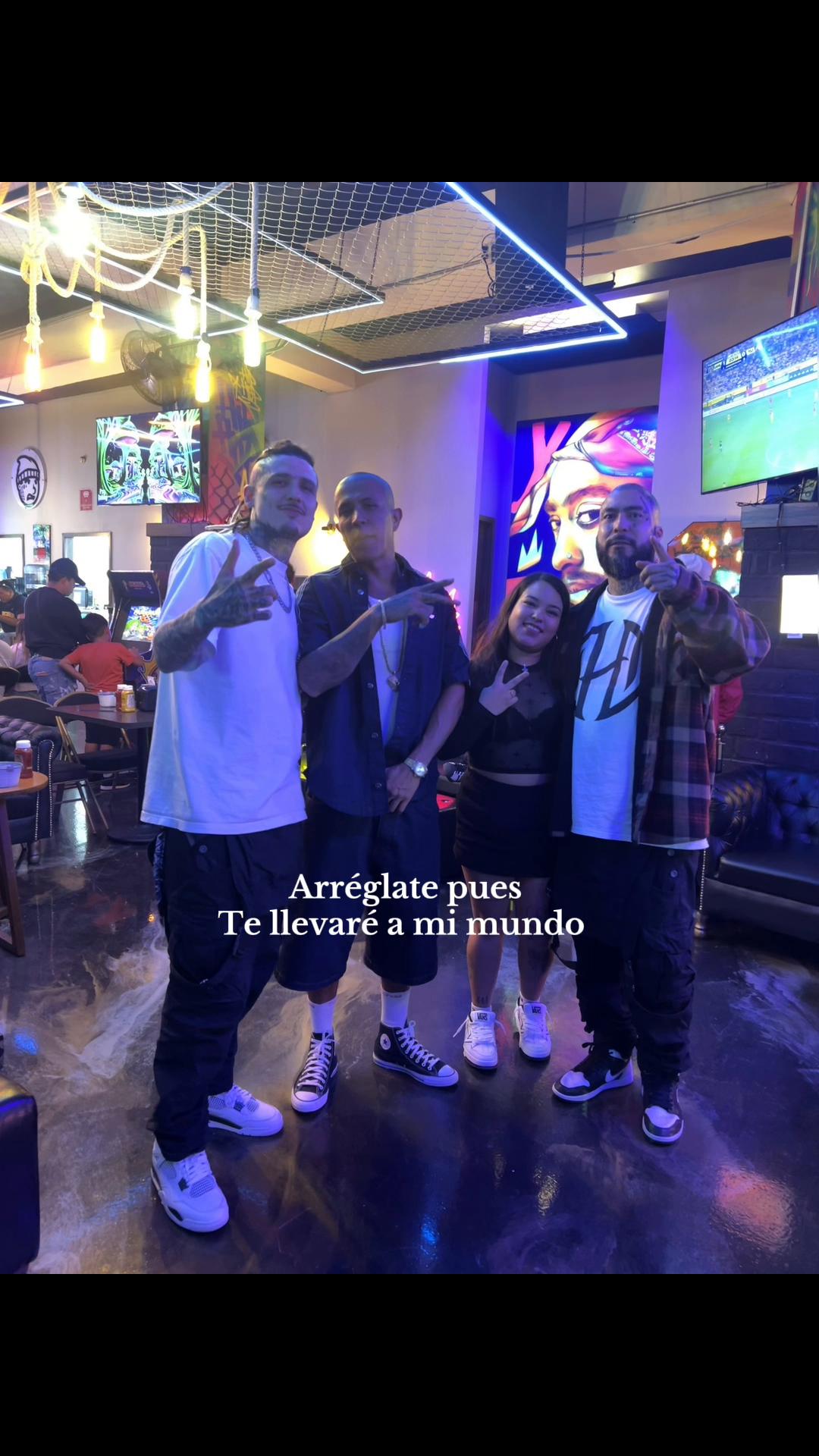 @Alondra 🦋