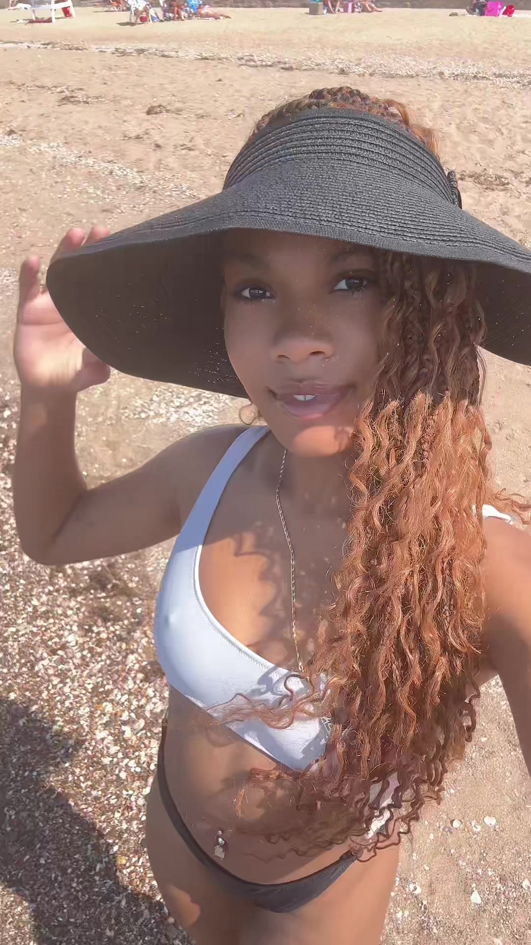 @mikayla