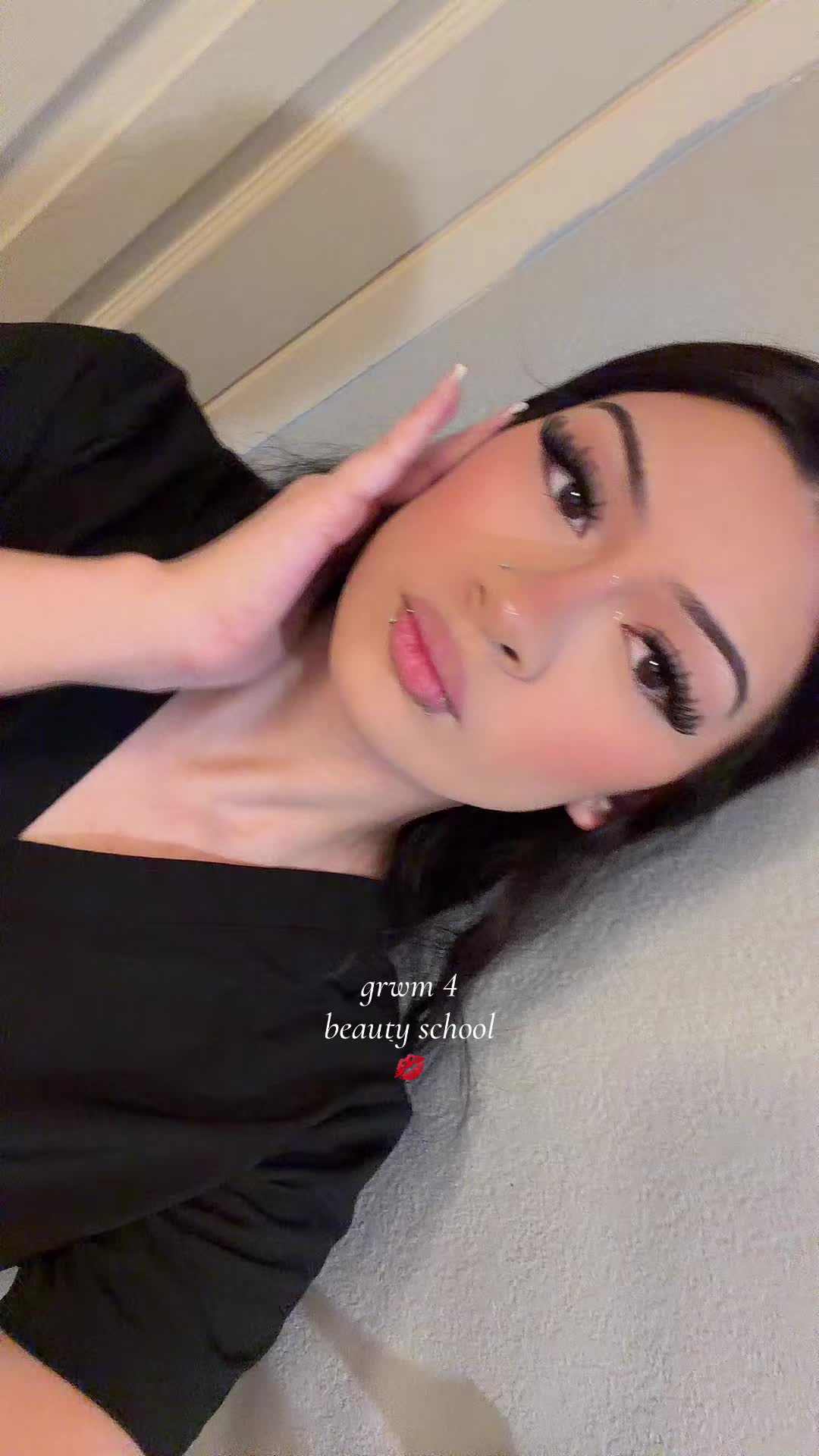 @yani ᥫ᭡