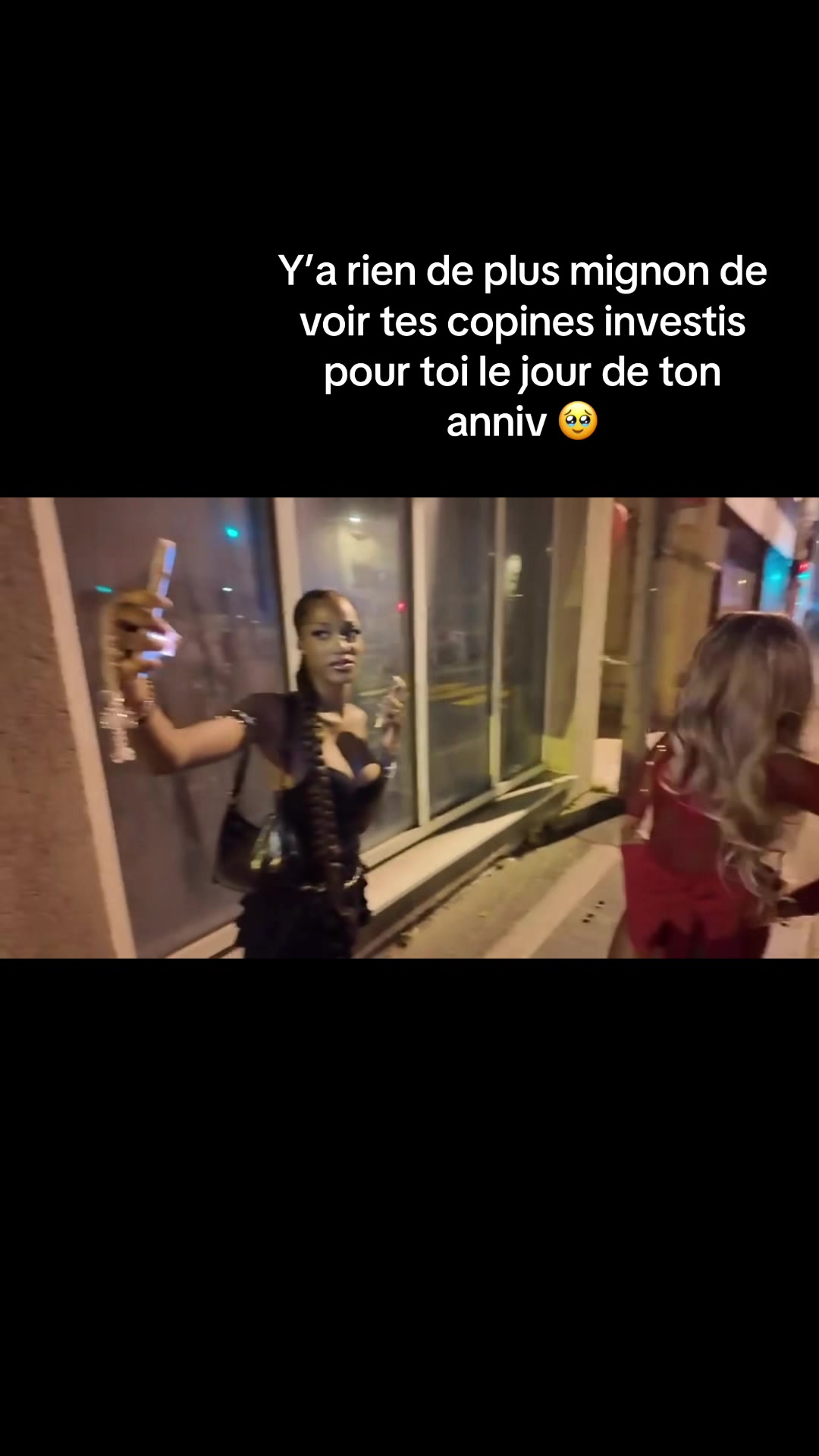 @C’est watisaa