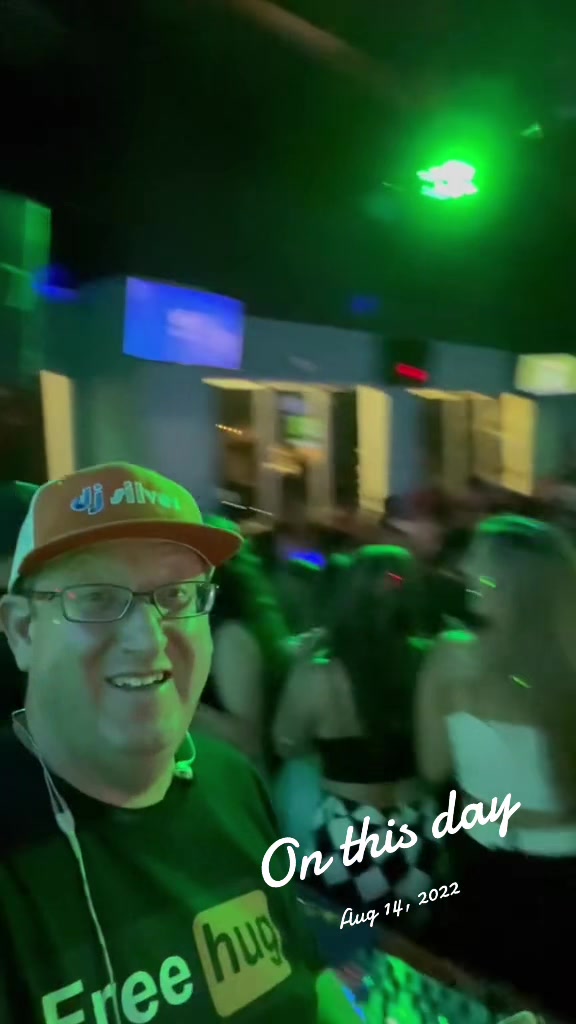 @Dj Bruce Silver