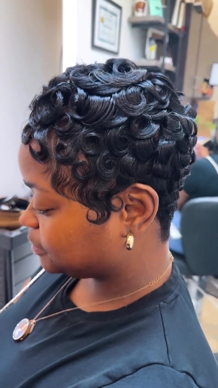@The_Short_Hair_Expert
