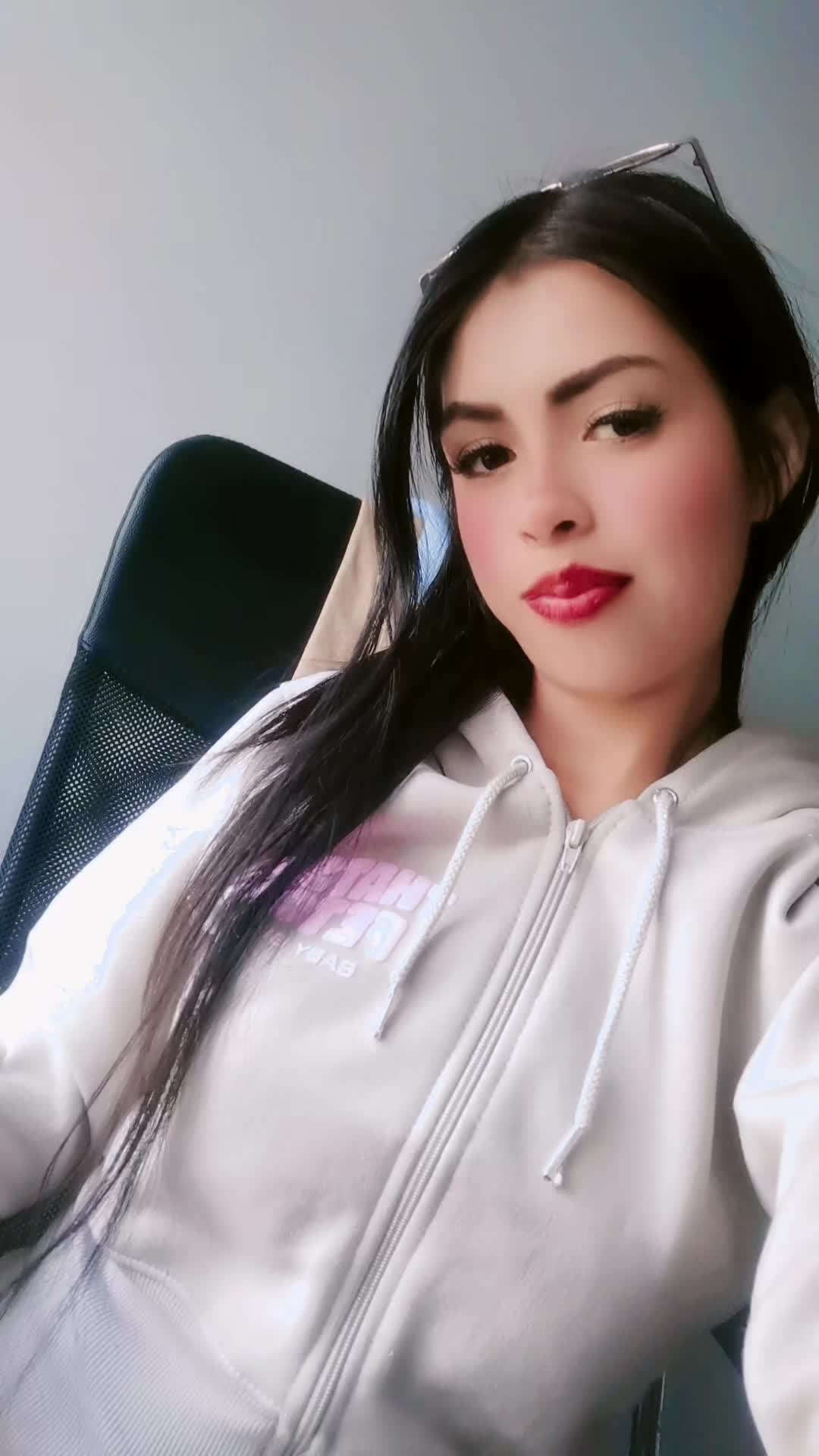 @𝕀𝕟𝕖𝕤 𝕞𝕠𝕟𝕫𝕠𝕟