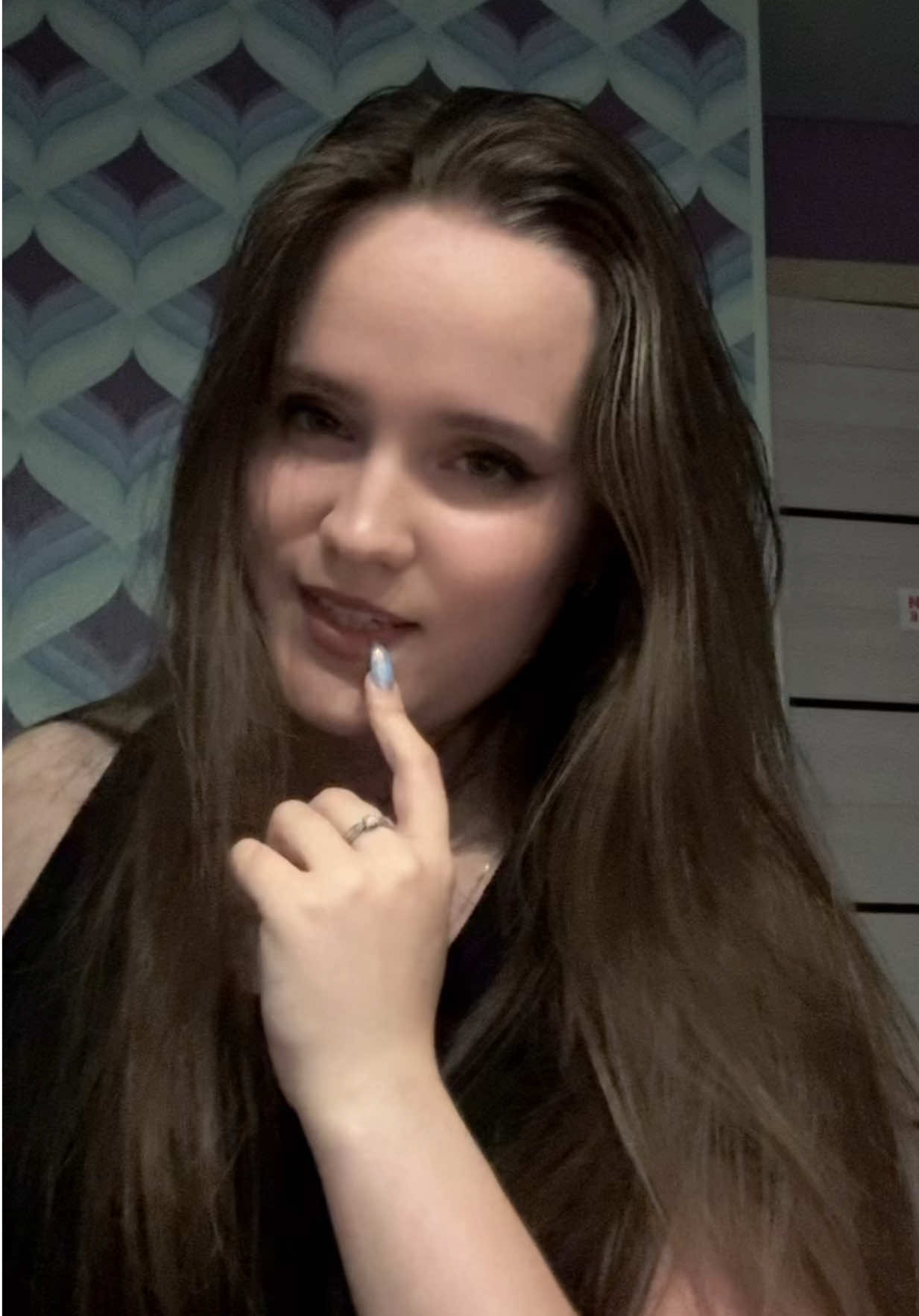 @꧁𝓹𝓸𝓵𝓲𝓷𝓪꧂