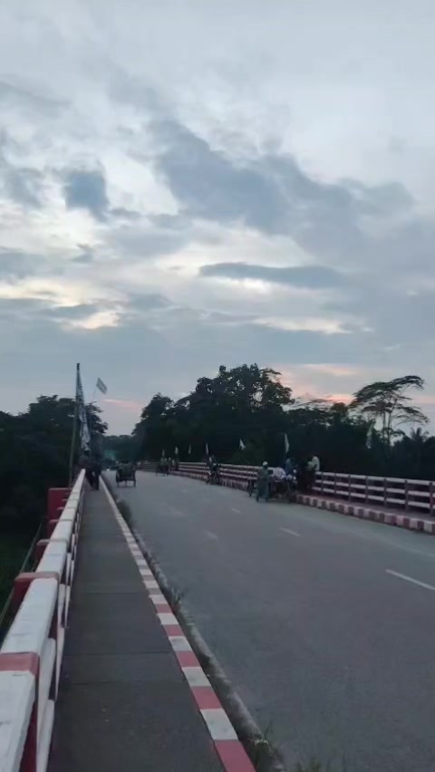 @আঁদঁরঁ