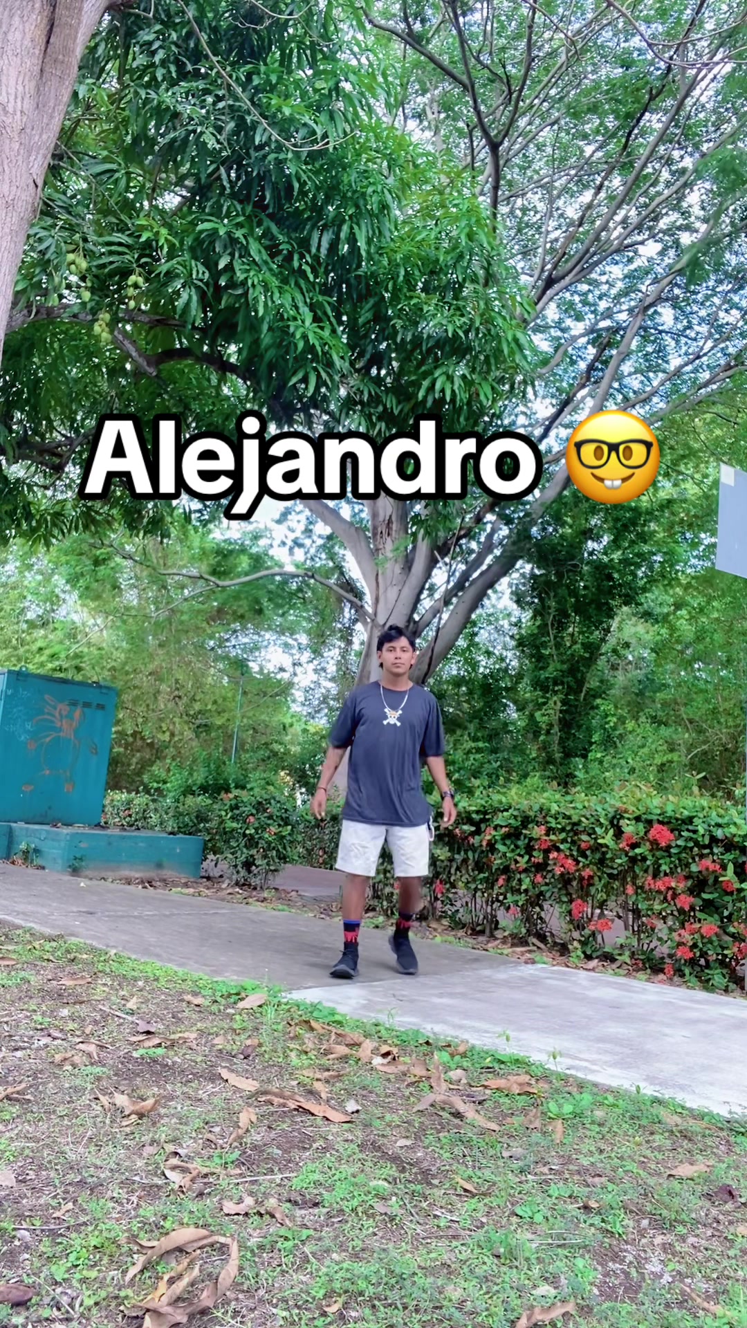 @ImBananaJ03