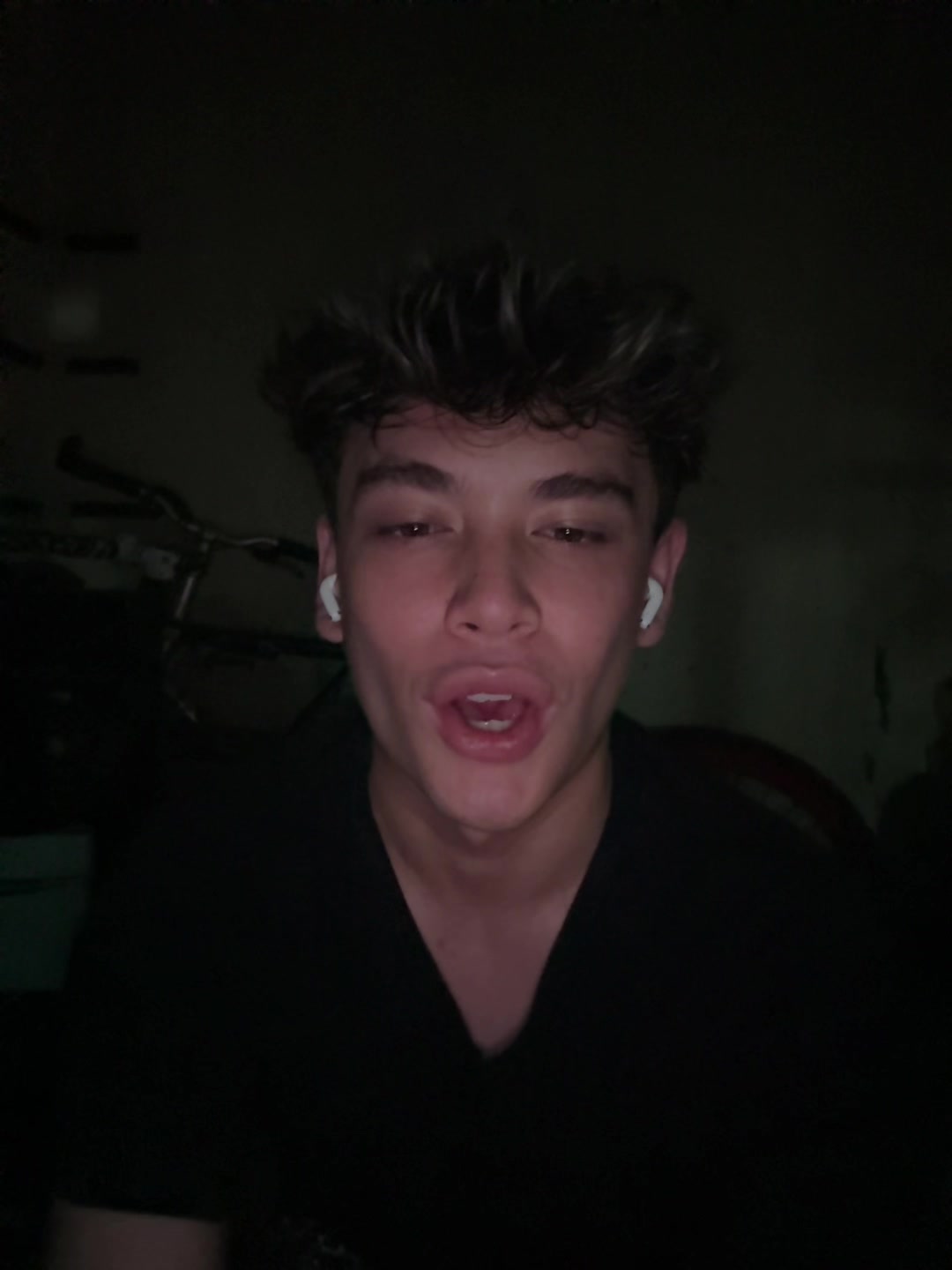 @deebullll