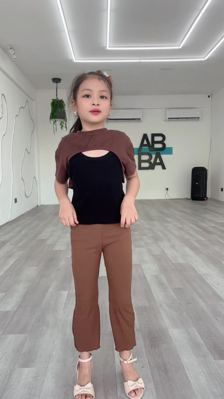 @QueenAprilSHOP