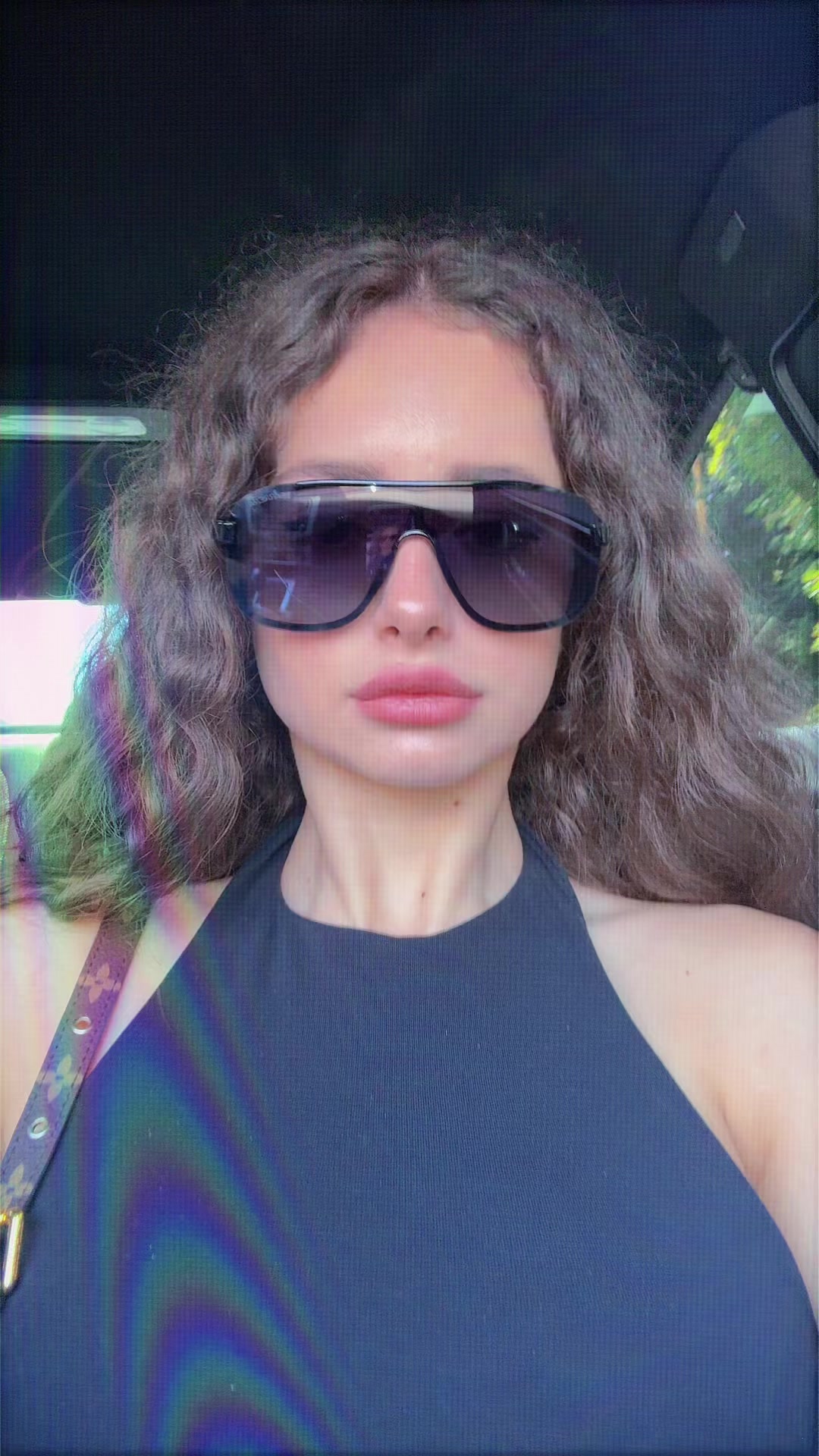 @Кучерява&ensp;👩🏽&zwj;🦱