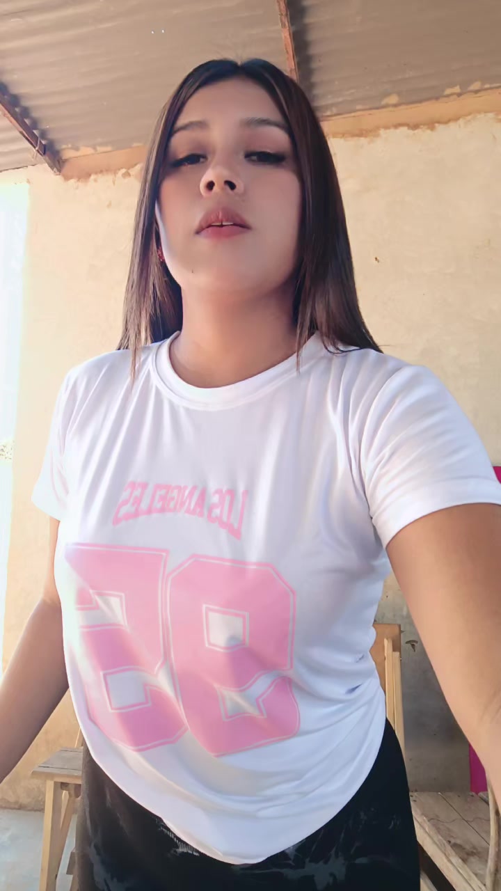 @Yunely ✨