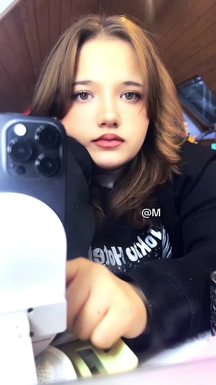 @Nikola Hirlikova