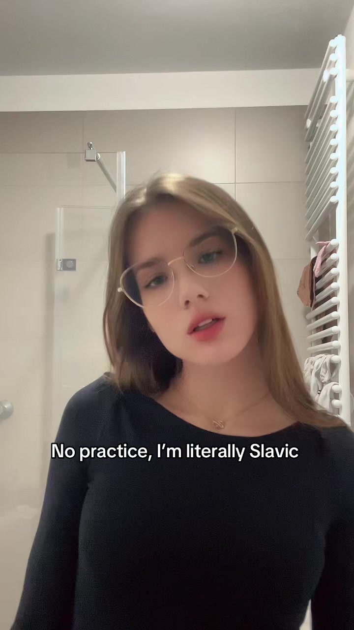 @_ksenoks_