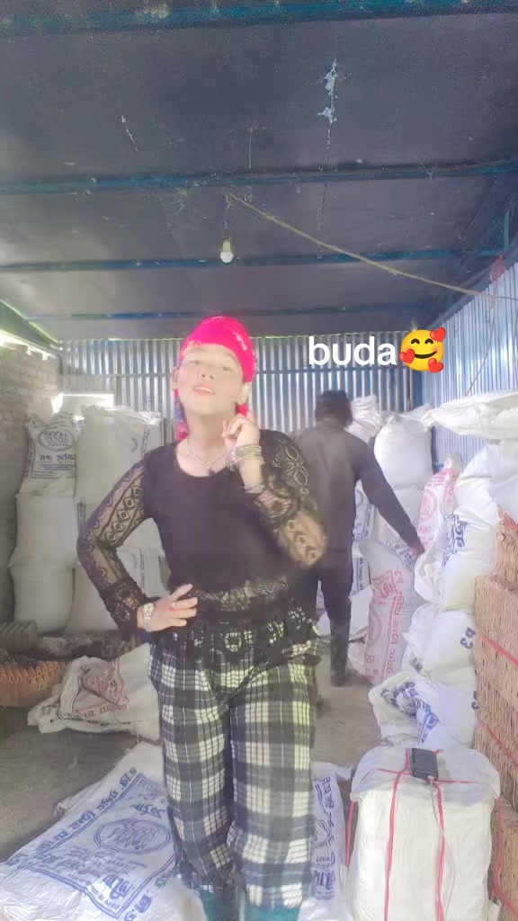 @☦️सोफिया चेपाङ्ग🇳🇵
