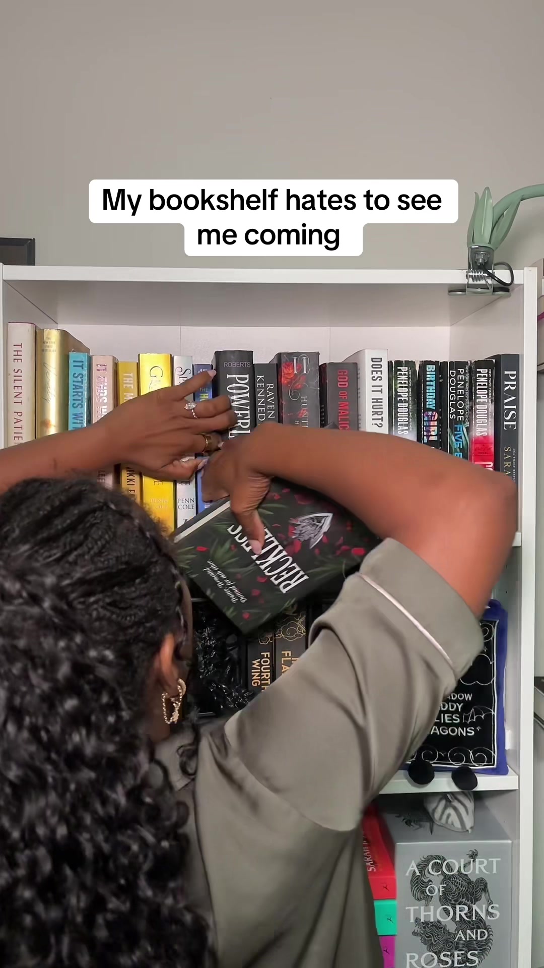 @ShanaSlays📚💍