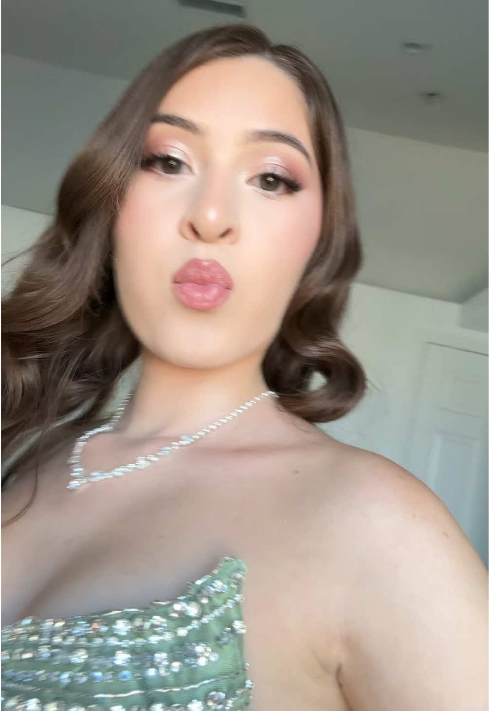 @𝒎𝒆𝒍𝒐𝒅𝒚🌷