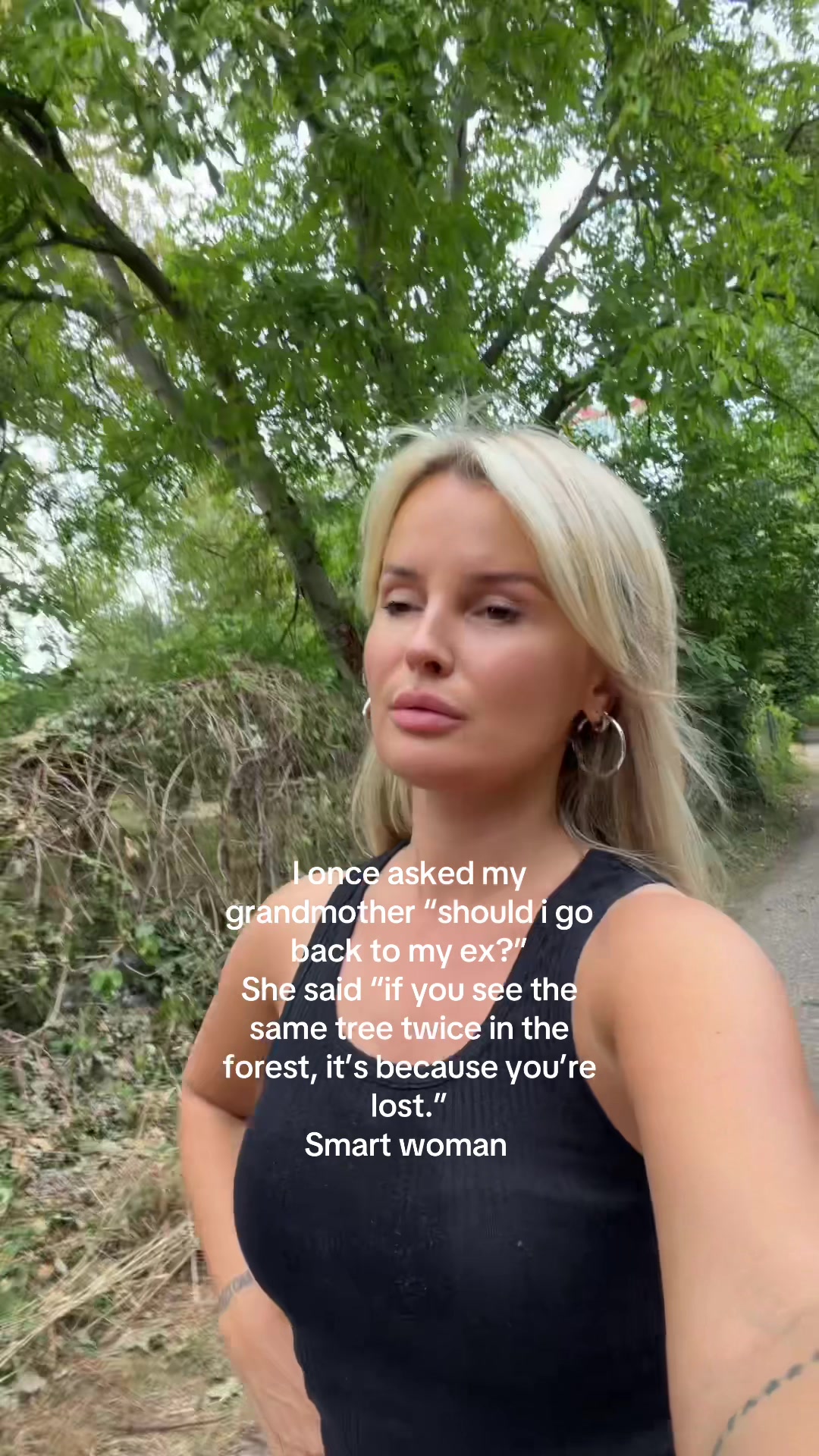 @AlexaChior