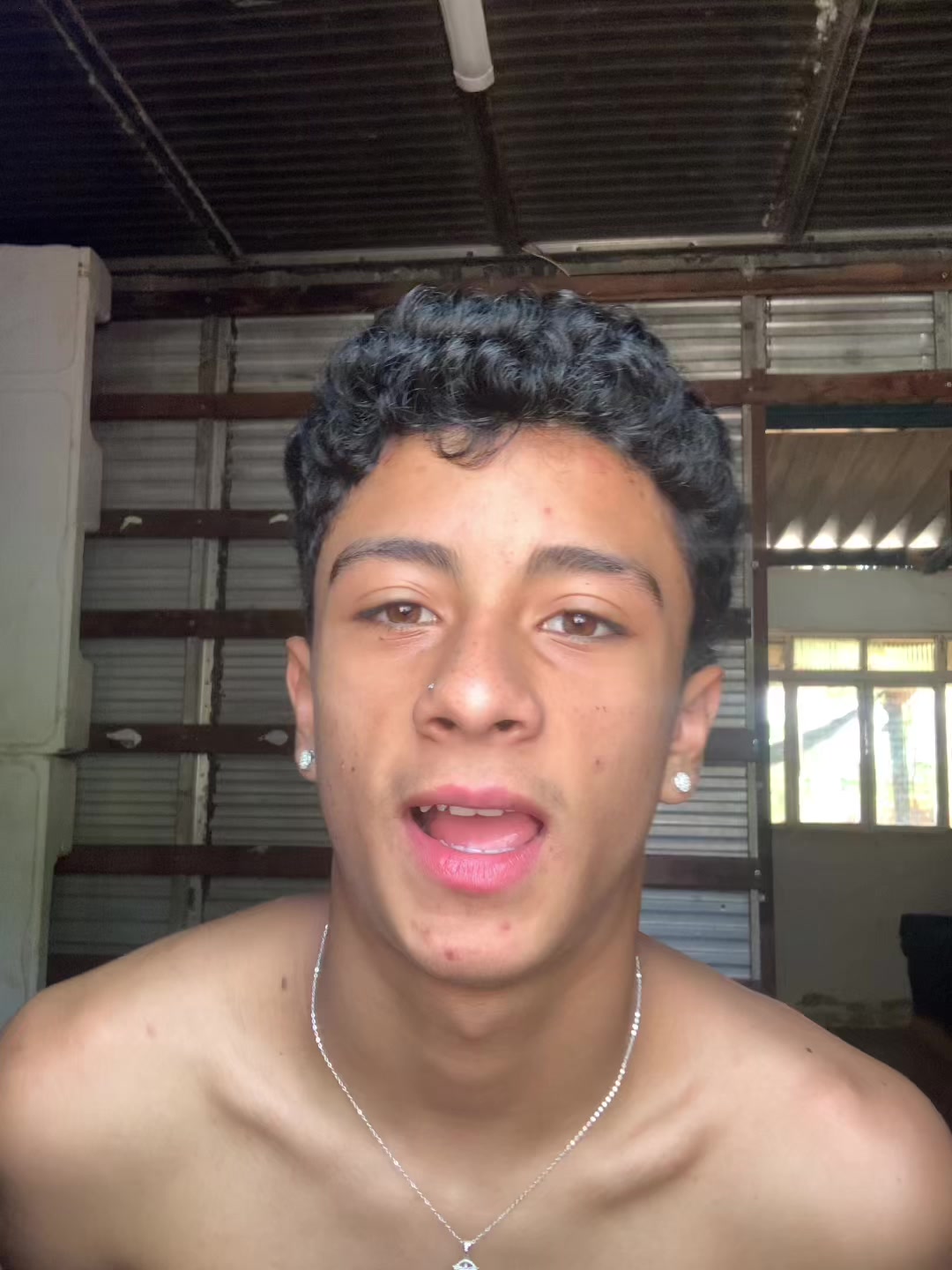 @Adriel