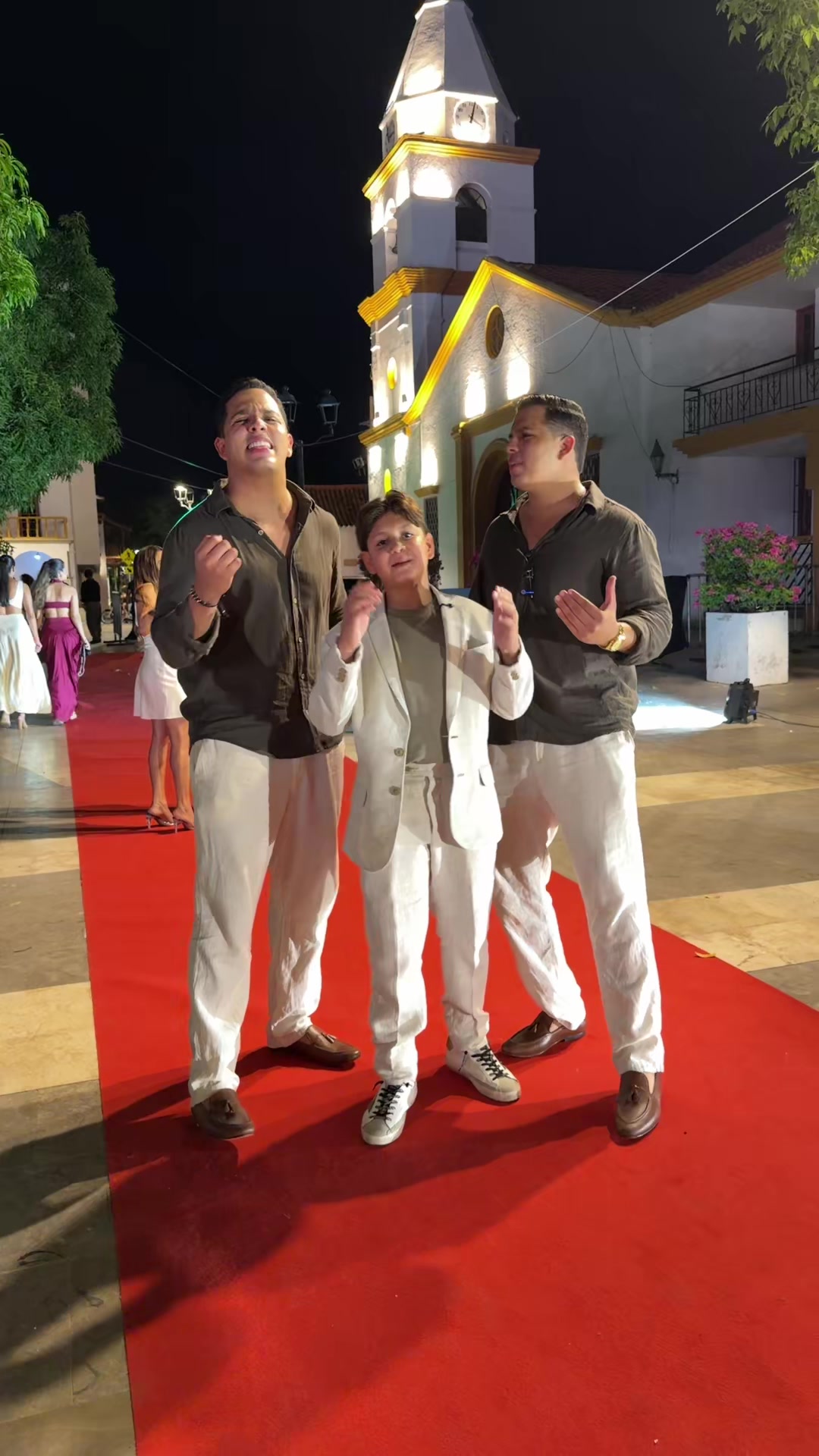 @Gemelos Dangond