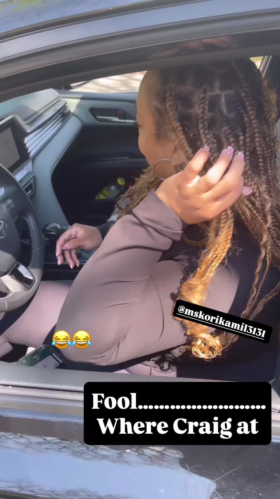 @Jayskeez