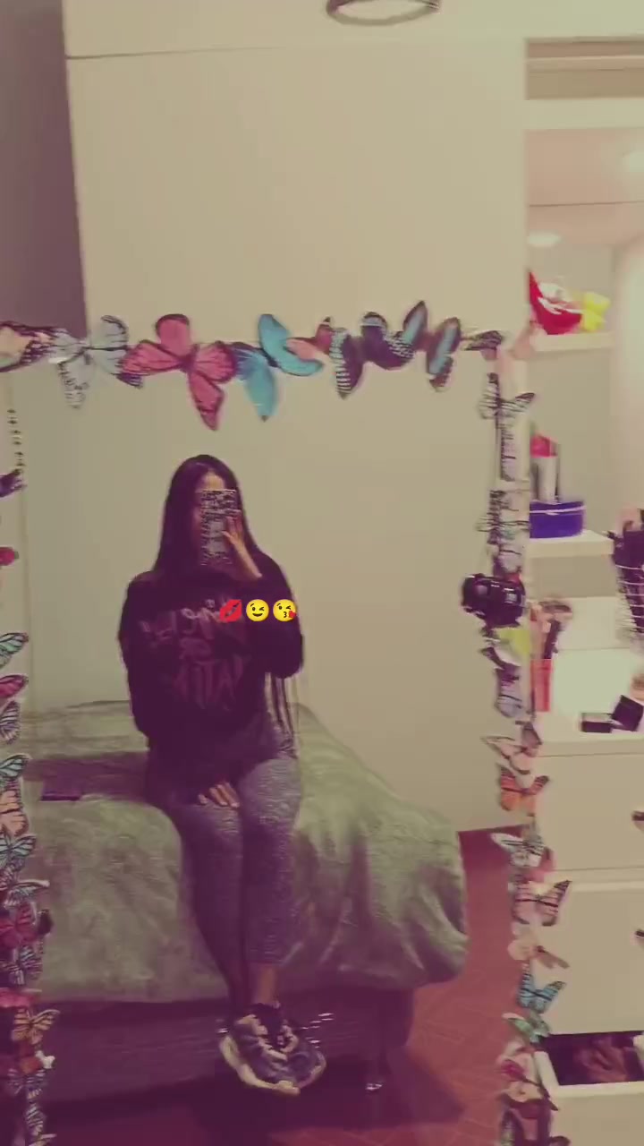 @Sher🧸
