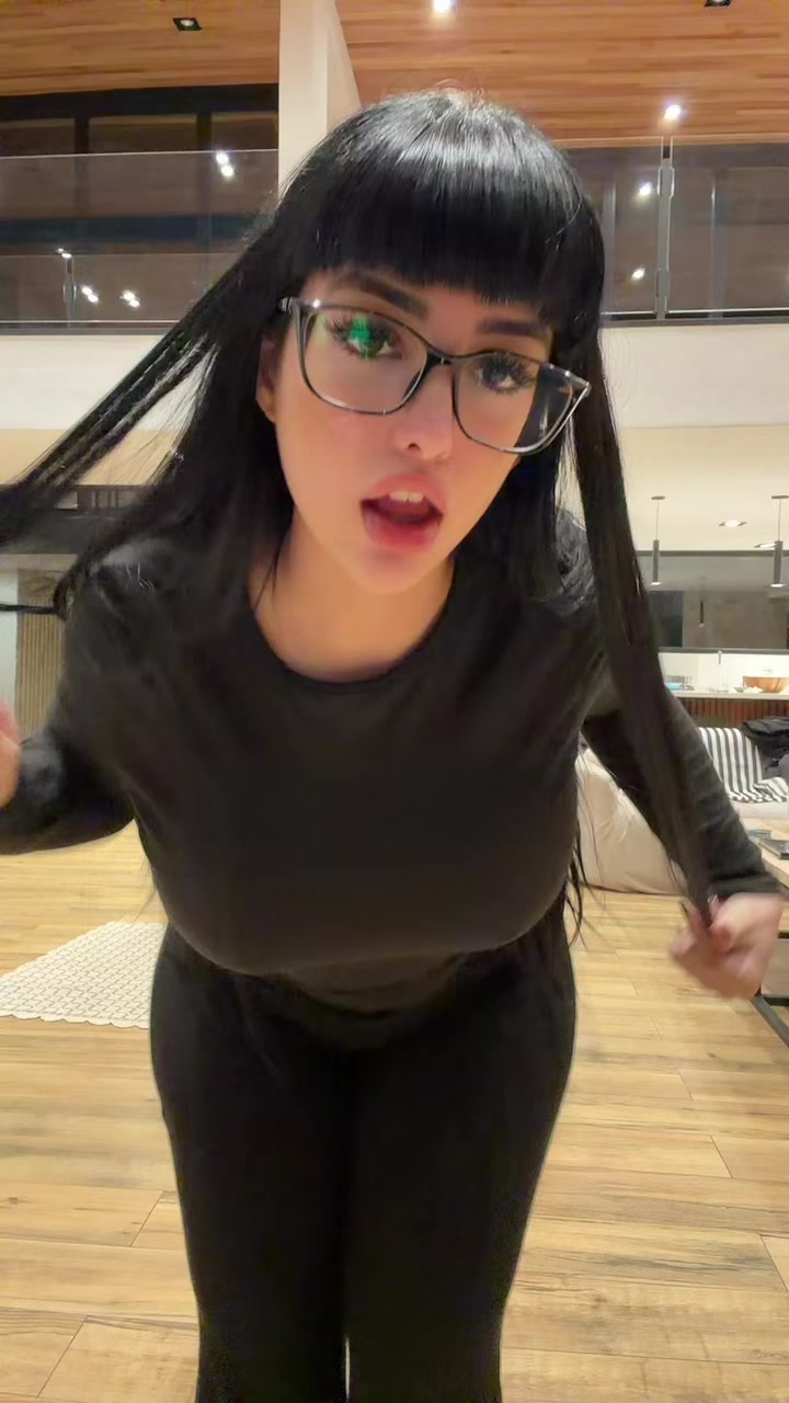 @𝕯𝖊𝖒𝖔𝖓𝖒𝖎𝖐𝖆🖤