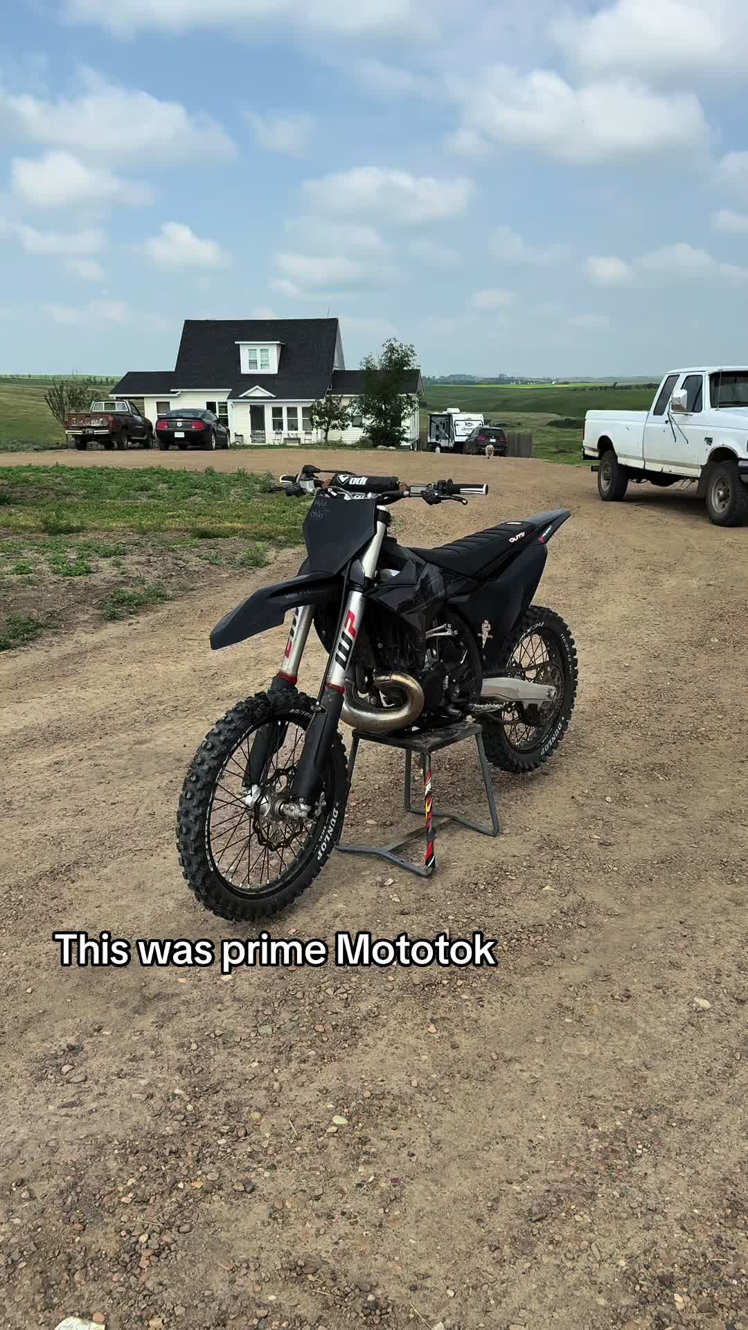 @𝓒𝓪𝓼𝓱 🇨🇦