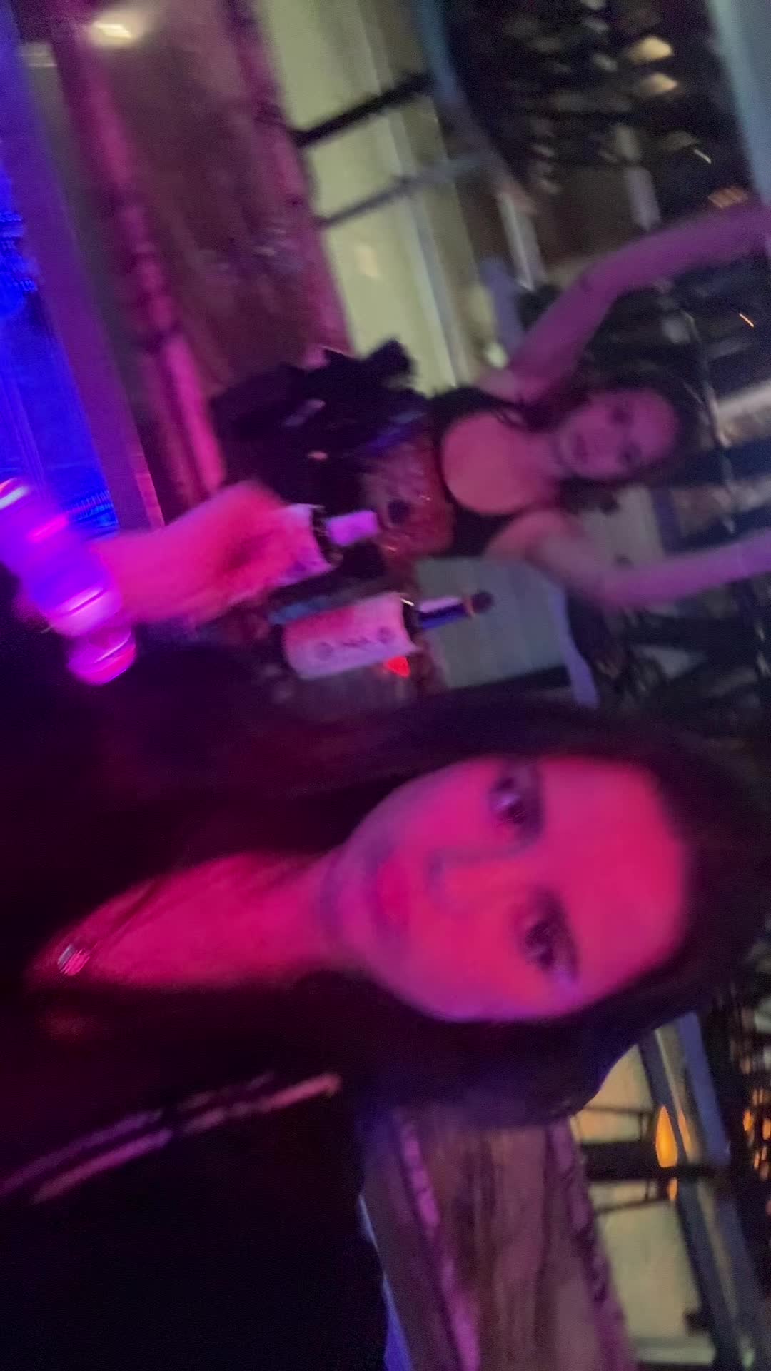 @ellie
