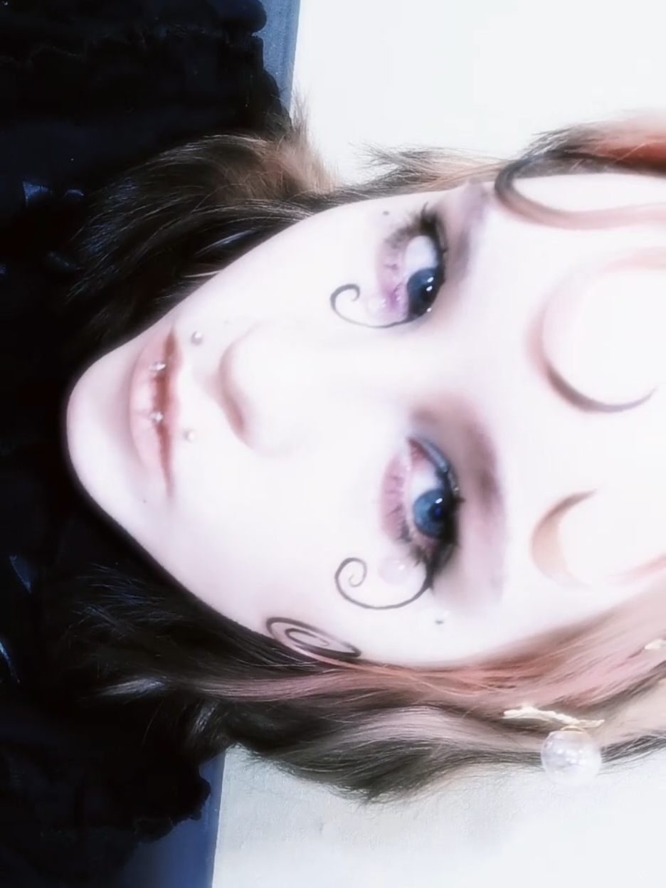 @𝕸𝖎𝖔