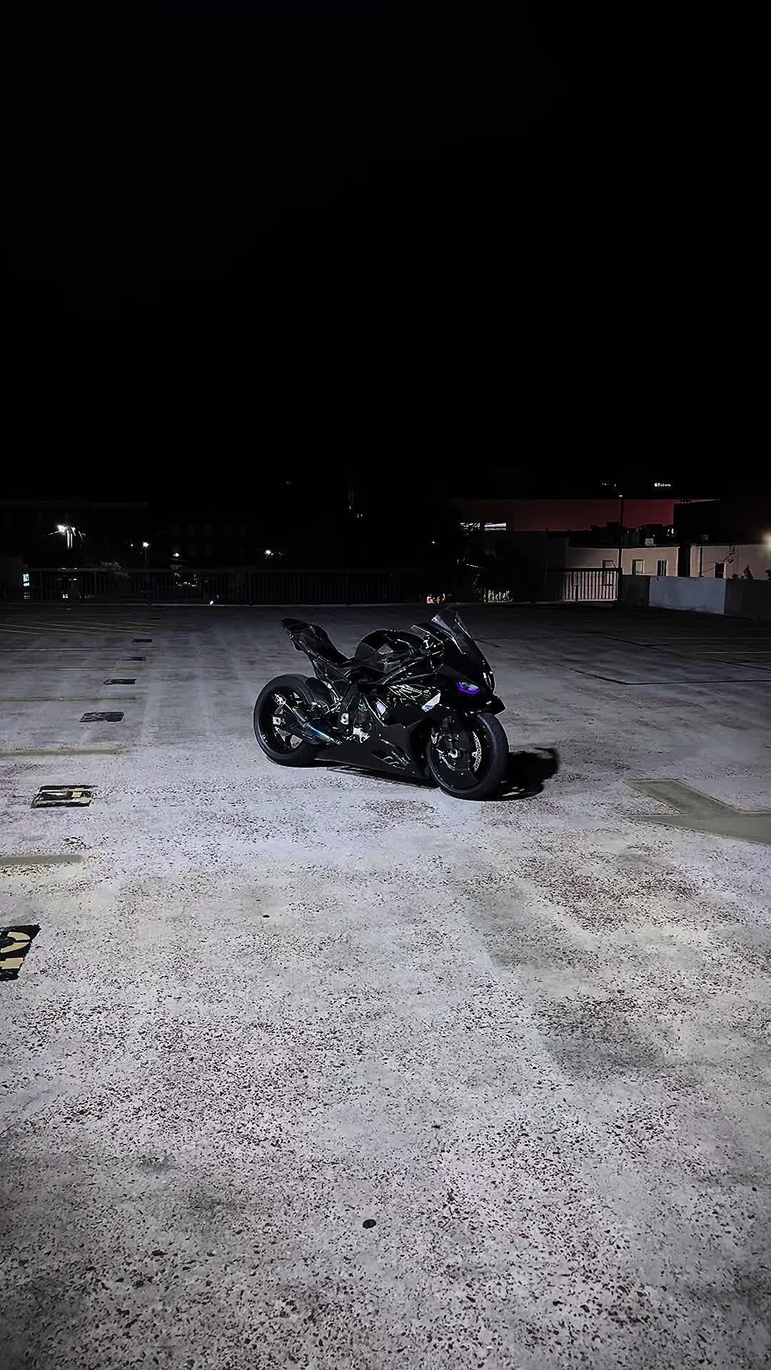 @s1krzx