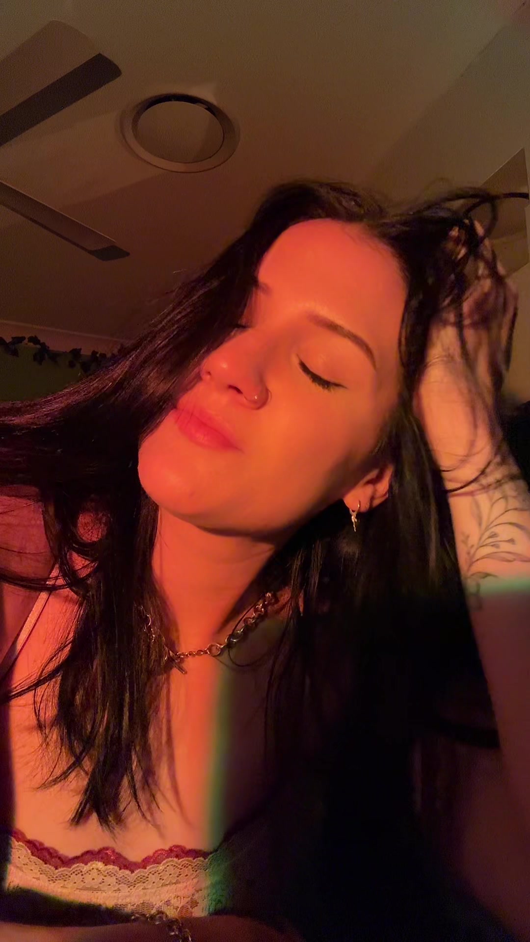 @b.ellaking